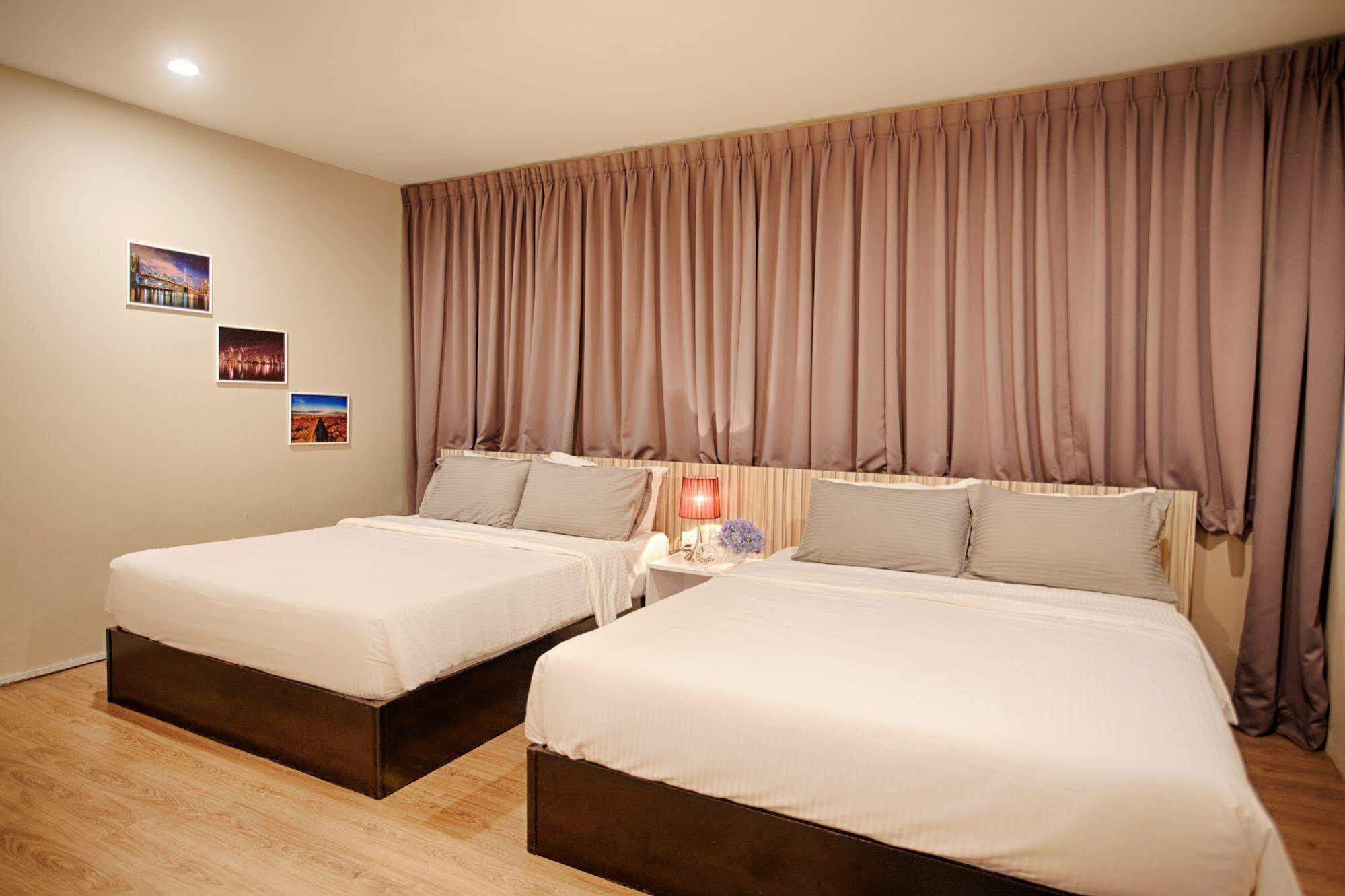 New Boutique Hotel Johor Bahru Bagian luar foto